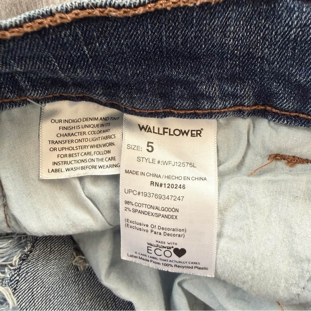 Wallflower denim shorts - Picture 4 of 4